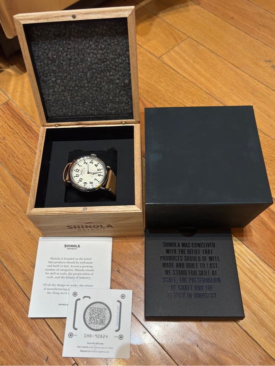 Shinola Other - Shinola The Runwell Cream Mens 47mm Dial Leather Strap Argonite 1069 Watch w Box